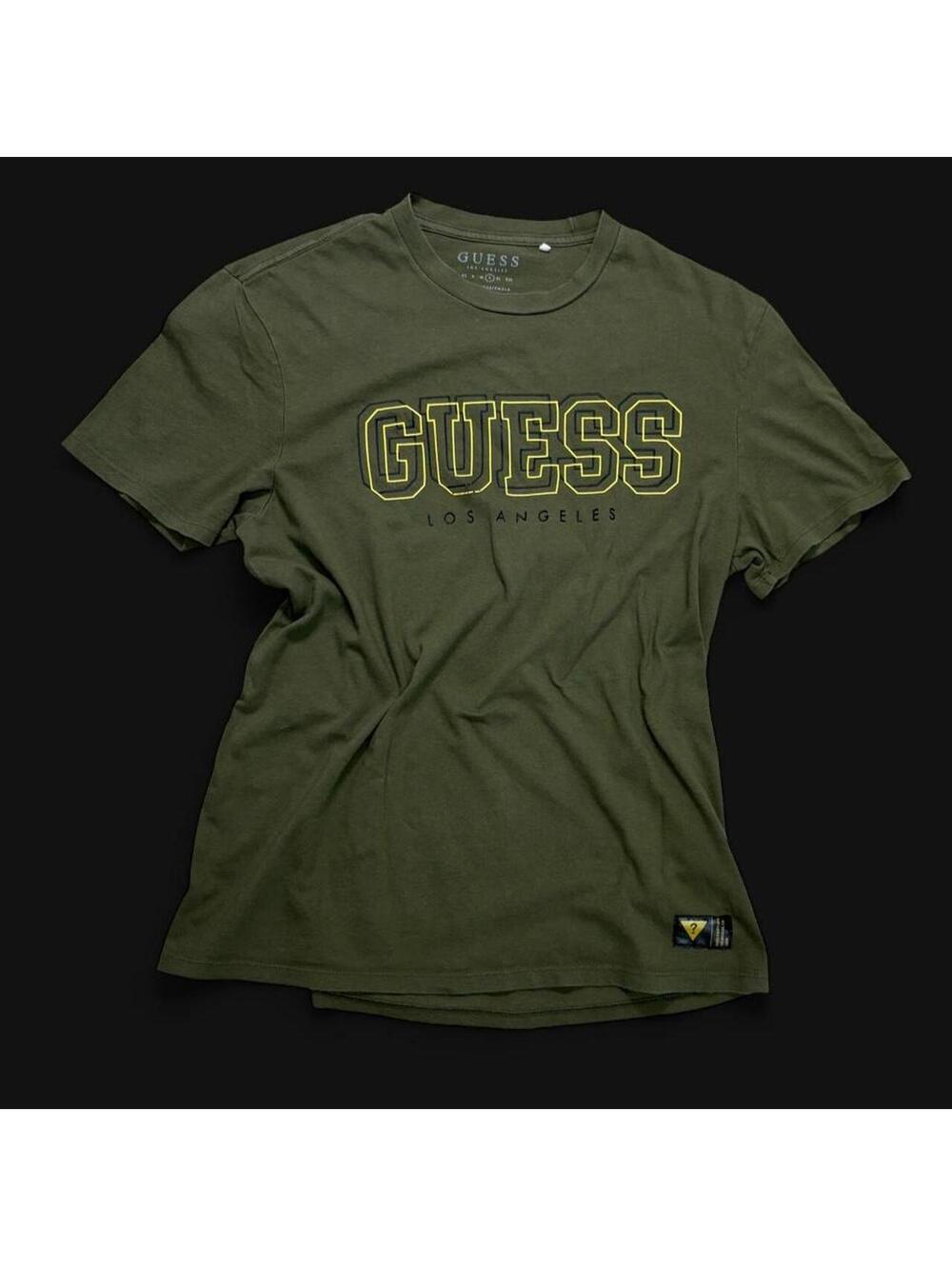 Y2k twee simple Guess Los Angeles Olive Green Cotton T-Shirt with Yellow 'GUESS"